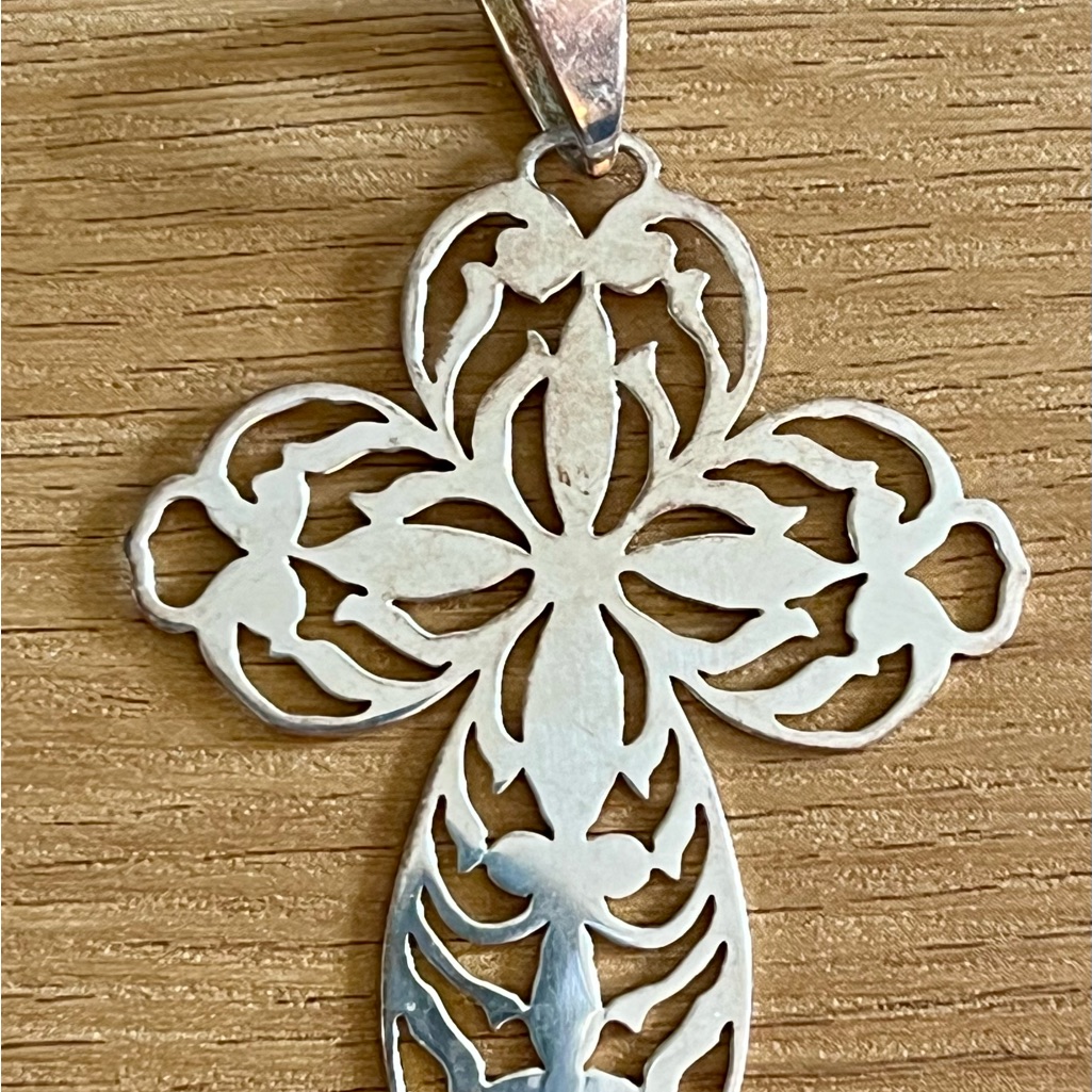 Elegant Silver Cross Pendant Necklace